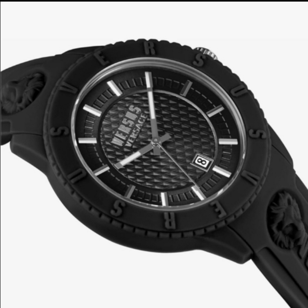Versace Versus Watch With Authenticity Card - Picture 6 of 6